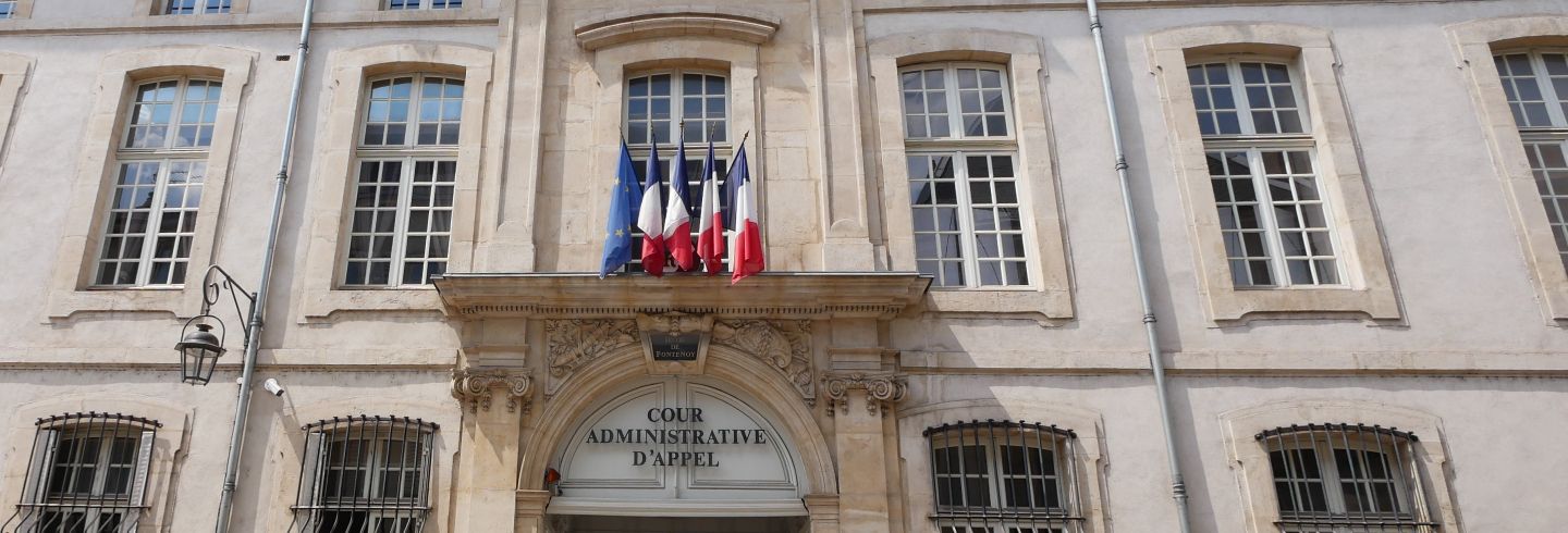 Facade de la cour