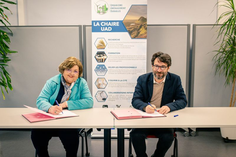 Signature d'une convention de partenariat entre la CAA de Nancy et la Chaire UAD de l'Unisersité de Lorraine - 8 janvier 2025, Metz