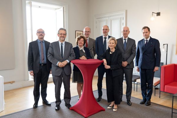 The Swiss Federal Court at the Council of State to discuss three major contemporary issues