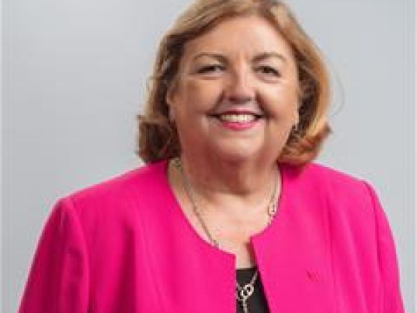 Mme Pascale Rousselle, Conseillère d'Etat, présidente de la cour administrative d'appel de Nancy